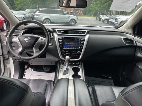 Used 2017 Nissan Murano Platinum w/ Platinum Technology Package FWD image 14
