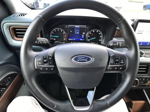 Used 2024 Ford Maverick Lariat w/ FX4 Off-Road Package AWD/4WD image 13