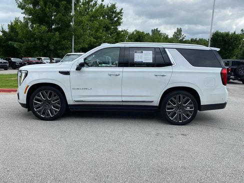 Used 2026 GMC Yukon Denali Ultimate AWD/4WD image 4