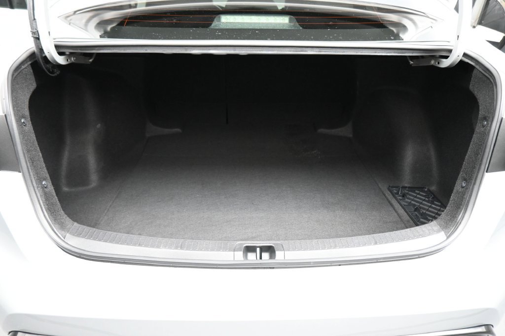Used 2024 Toyota Corolla SE FWD image 17