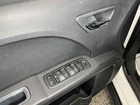 Used 2009 Dodge Journey SE image 14