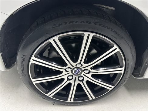 Used 2016 Volvo S60 T5 Premier AWD/4WD image 13