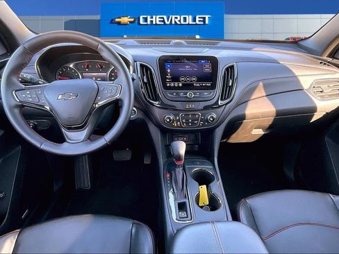 Used 2023 Chevrolet Equinox RS w/ RS Leather Package image 7