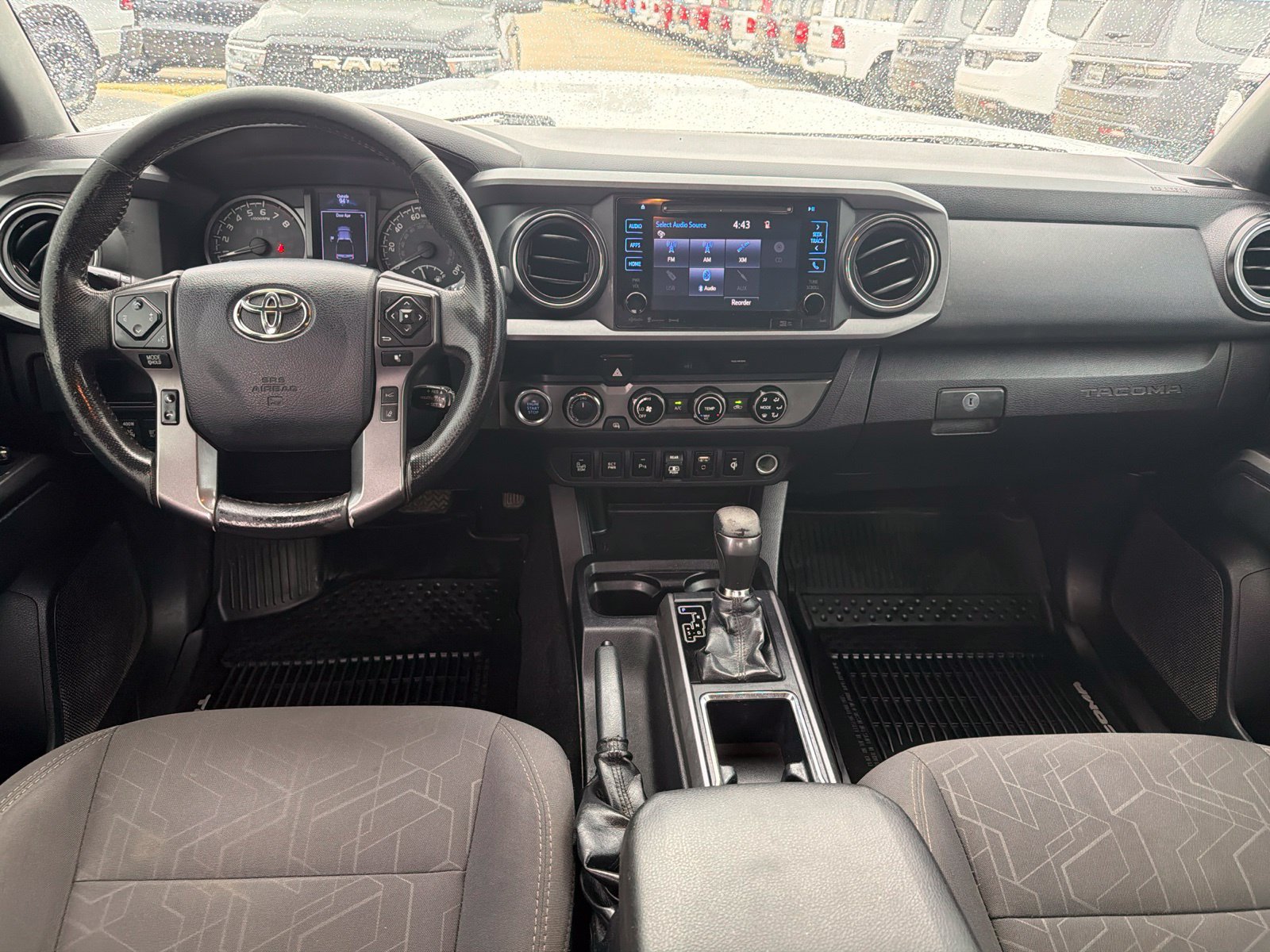 Used 2018 Toyota Tacoma TRD Sport w/ Technology Package AWD/4WD image 19
