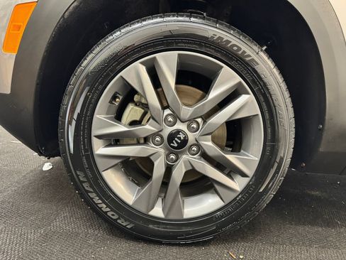 Used 2021 Kia Seltos LX AWD/4WD image 13