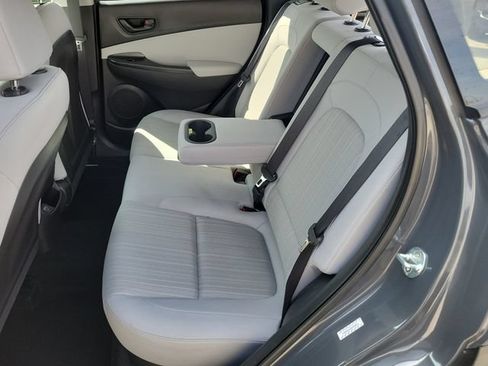 Used 2023 Hyundai Kona SEL FWD image 28