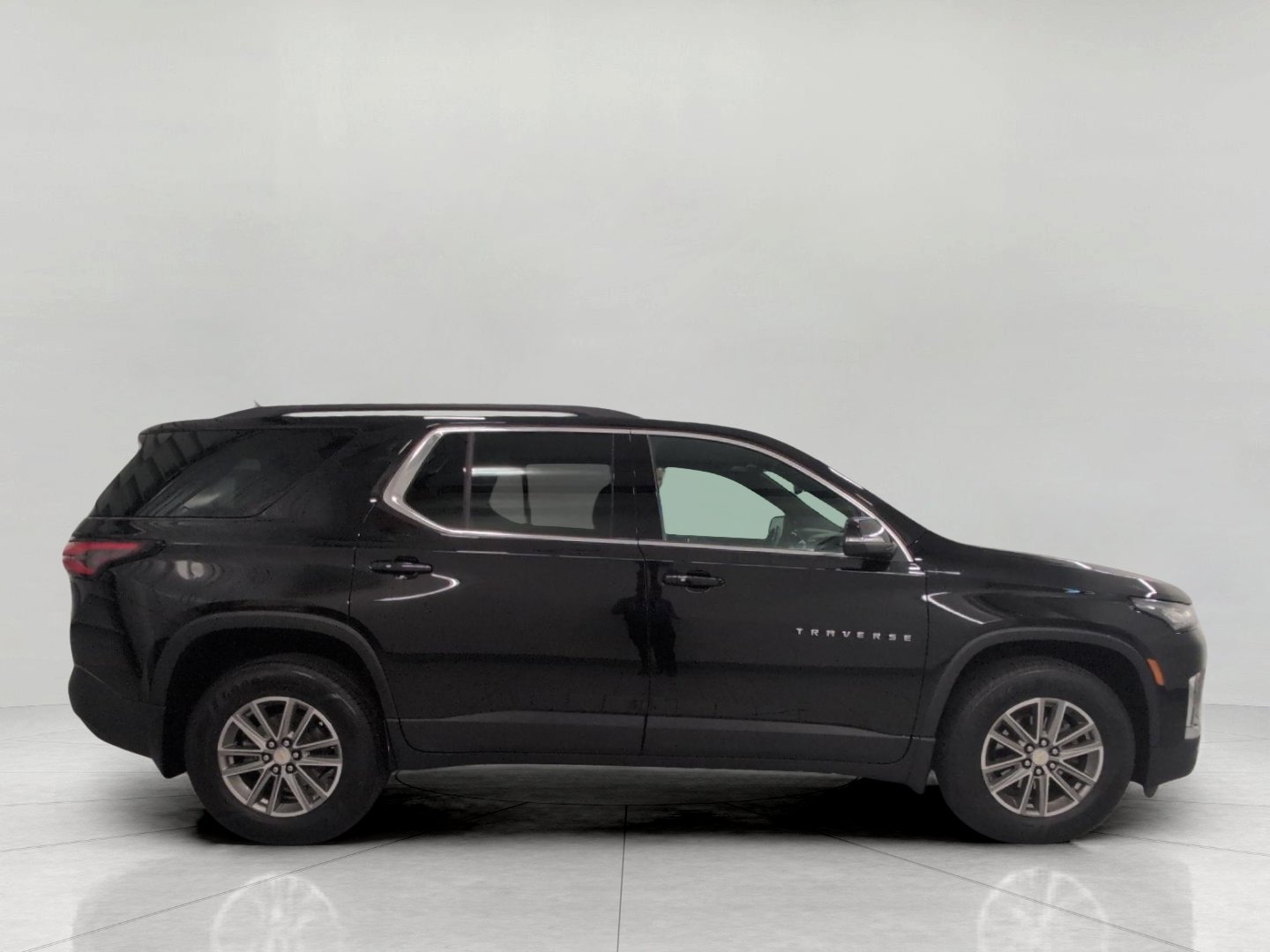 Used 2023 Chevrolet Traverse LT AWD/4WD image 13