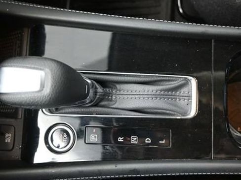 Used 2023 Nissan Kicks SR w/ SR Premium Package image 31