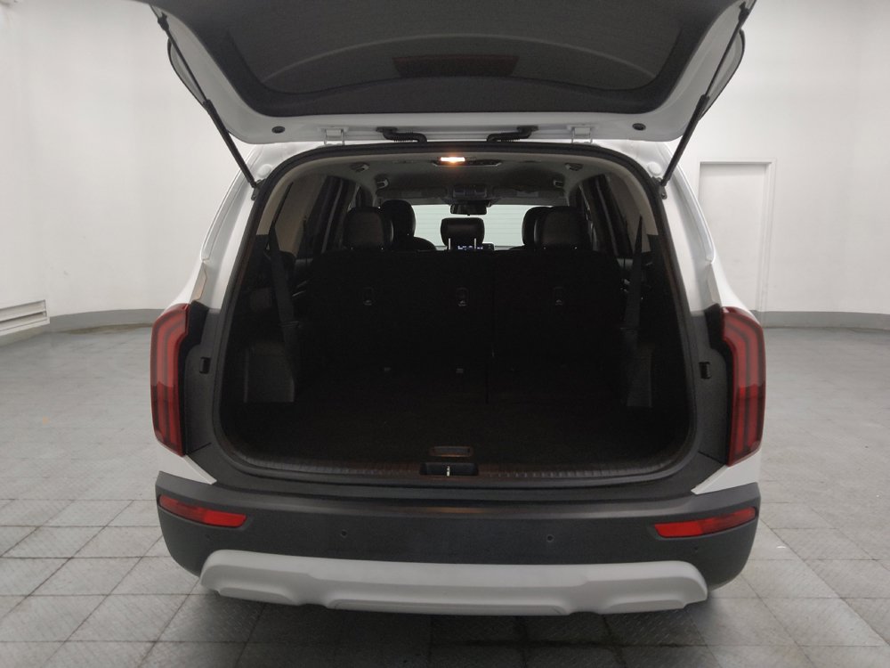 Used 2020 Kia Telluride LX FWD image 29