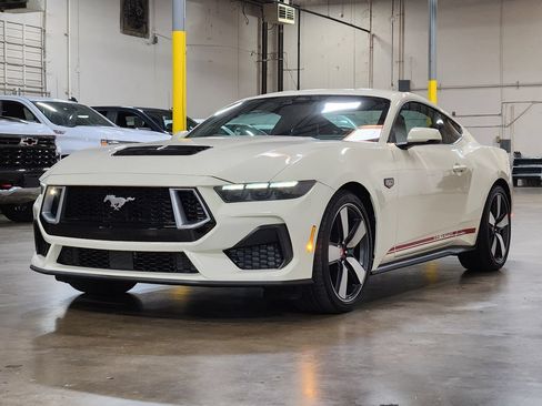 Used 2025 Ford Mustang GT Premium w/ 60th Anniversary Package RWD image 4