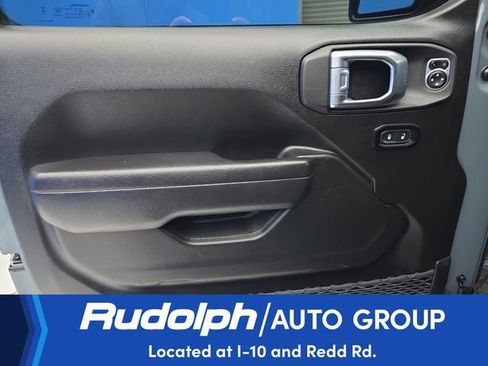 Used 2024 Jeep Gladiator Sport image 12