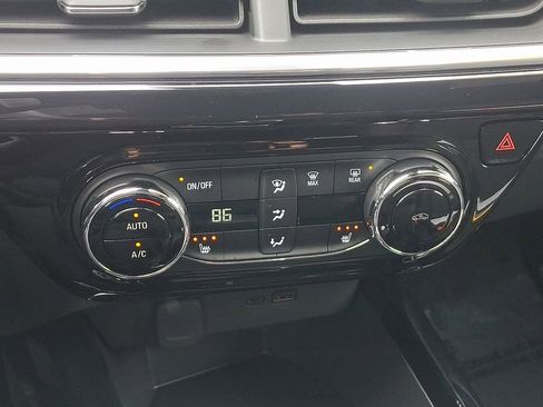 Certified 2025 Chevrolet Trax RS w/ Driver Confidence Package image 16