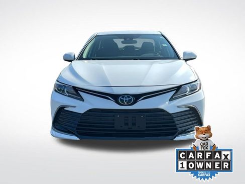 Used 2024 Toyota Camry LE image 9