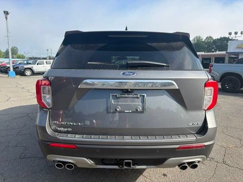 Used 2022 Ford Explorer Platinum w/ Equipment Group 601A AWD/4WD image 4
