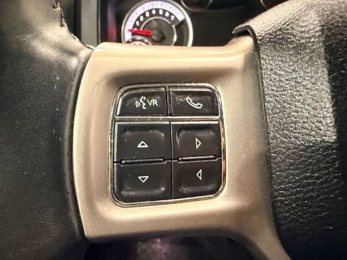 Used 2018 RAM 1500 Laramie w/ Convenience Group AWD/4WD image 48