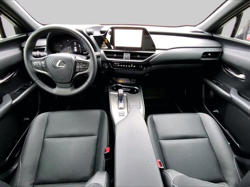 Used 2025 Lexus UX 300h FWD image 14