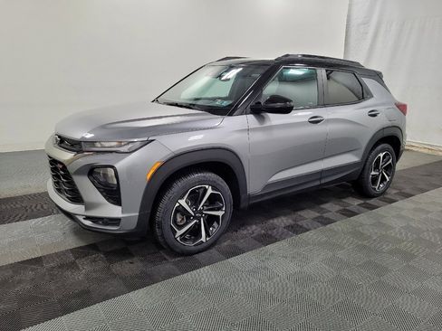 Used 2023 Chevrolet TrailBlazer RS image 2