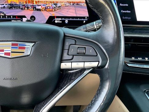 Certified 2023 Cadillac Escalade Premium Luxury w/ Performance Package image 21