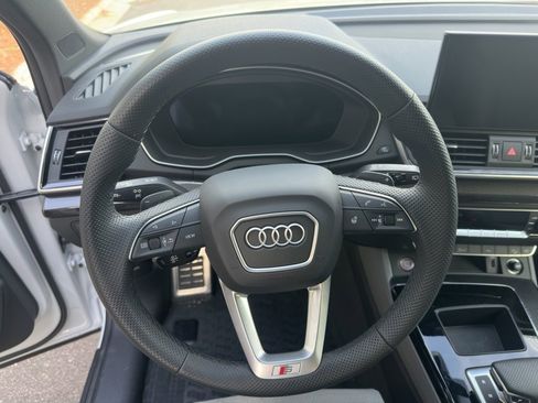 Used 2025 Audi SQ5 Premium Plus image 10