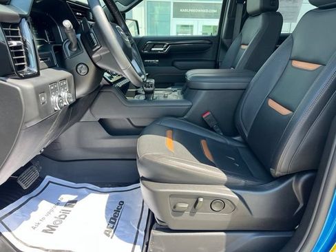 Used 2024 GMC Sierra 1500 AT4 w/ AT4 Premium Package AWD/4WD image 25