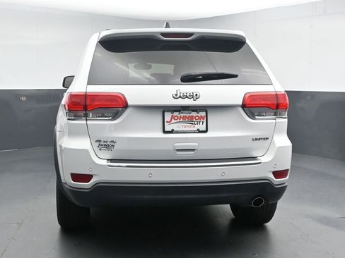 Used 2017 Jeep Grand Cherokee Limited AWD/4WD image 7