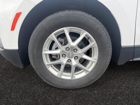 Used 2022 Chevrolet Equinox LT image 14