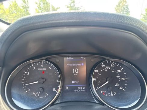 Used 2018 Nissan Rogue SV FWD image 23