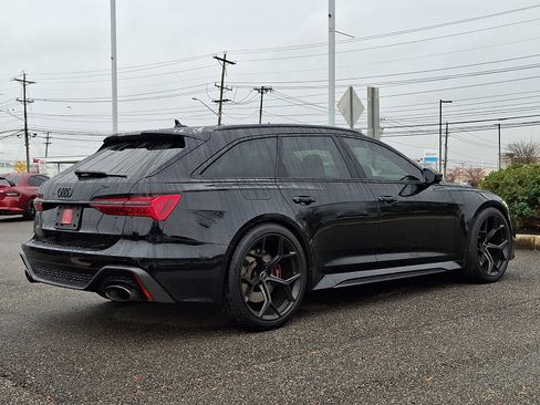 Used 2024 Audi RS 6 performance image 11