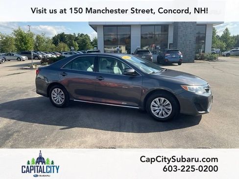Used 2014 Toyota Camry LE FWD image 1