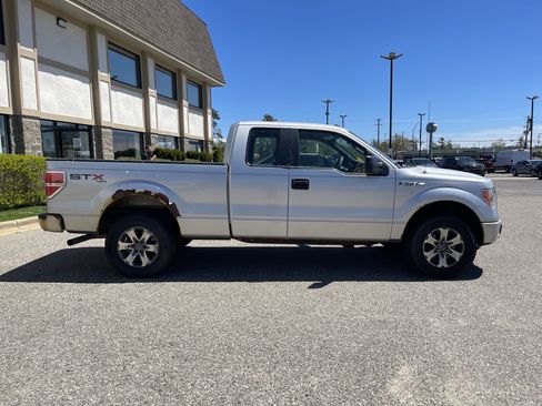 Used 2013 Ford F150 STX w/ Mid Equipment Group AWD/4WD image 3