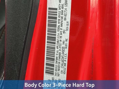 Used 2015 Jeep Wrangler Unlimited Sahara image 11