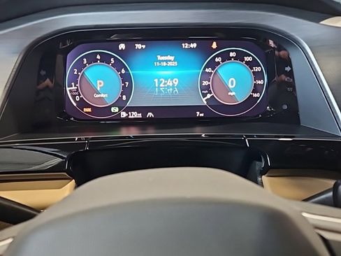 New 2026 Volkswagen Atlas Cross Sport SE image 34