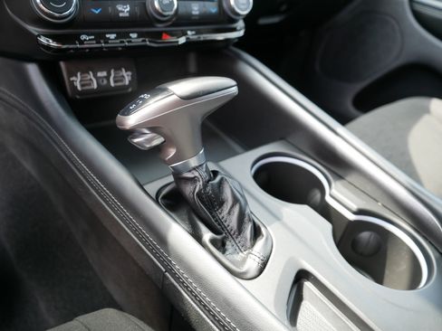 Used 2024 Dodge Durango SXT AWD/4WD image 24