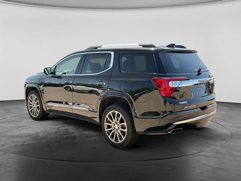 Used 2023 GMC Acadia Denali w/ Denali Technology Package AWD/4WD image 7