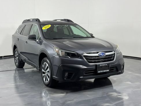 Used 2020 Subaru Outback Premium AWD/4WD image 3