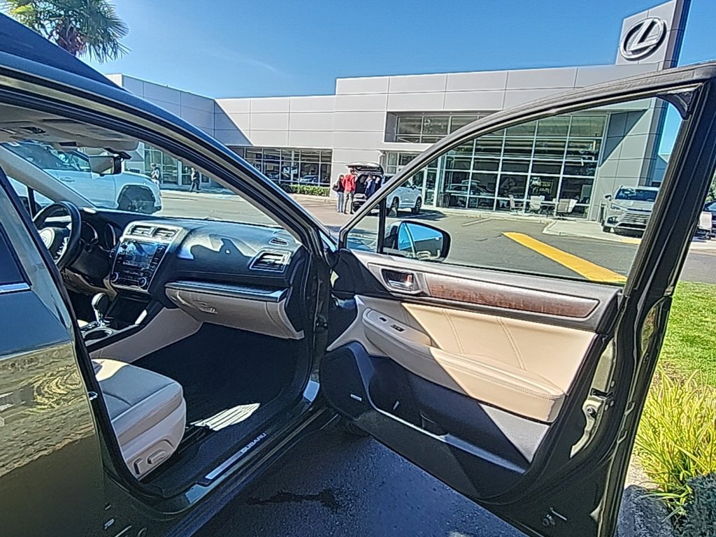 Used 2018 Subaru Outback 2.5i Limited AWD/4WD image 19
