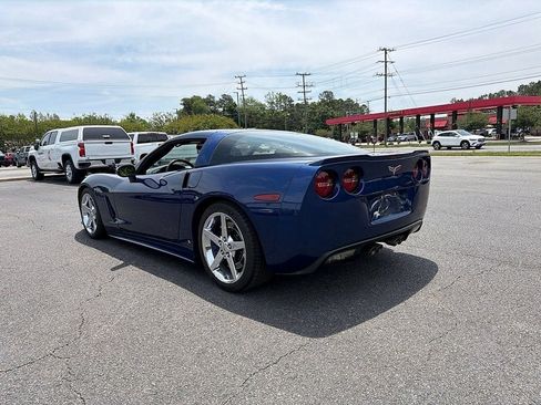 Used 2007 Chevrolet Corvette Coupe w/ Preferred Equipment Group RWD image 5
