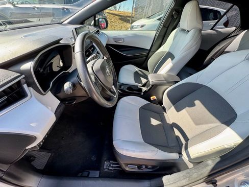 Used 2022 Toyota Corolla XSE image 18