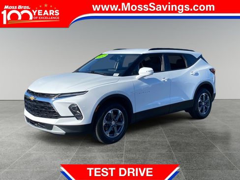 Used 2024 Chevrolet Blazer LT FWD image 1