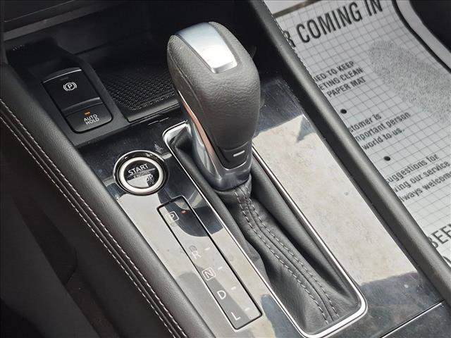 Used 2024 Nissan Kicks SR FWD image 12