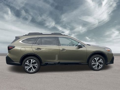 Used 2022 Subaru Outback Touring image 6