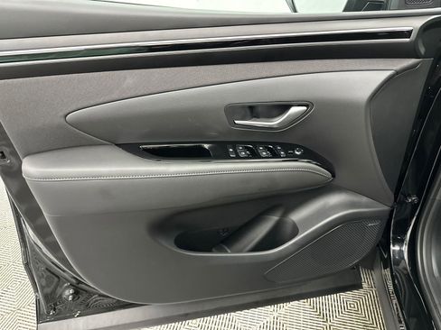 Used 2024 Hyundai Santa Cruz Limited image 11