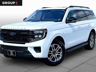 Used 2025 Ford Expedition Active