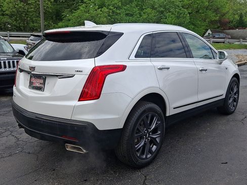 Used 2018 Cadillac XT5 Luxury w/ LPO, Black Ice Package AWD/4WD image 6