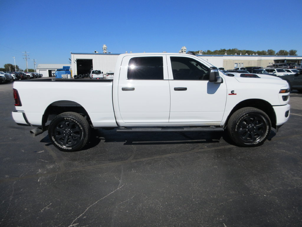 Used 2026 RAM 2500 Tradesman AWD/4WD image 4