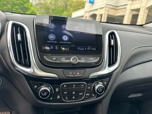 Used 2023 Chevrolet Equinox Premier AWD/4WD image 22