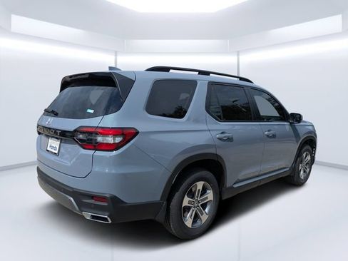 New 2026 Honda Pilot EX-L image 3