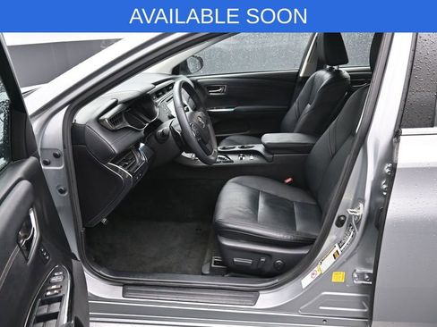 Used 2017 Toyota Avalon Touring w/ Carpet Mat Package FWD image 9