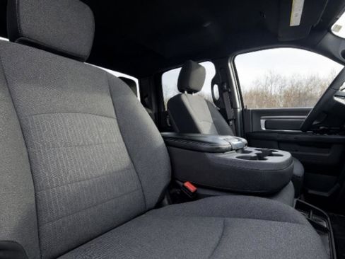 Used 2022 RAM 1500 Classic Warlock w/ Electronics Group image 10