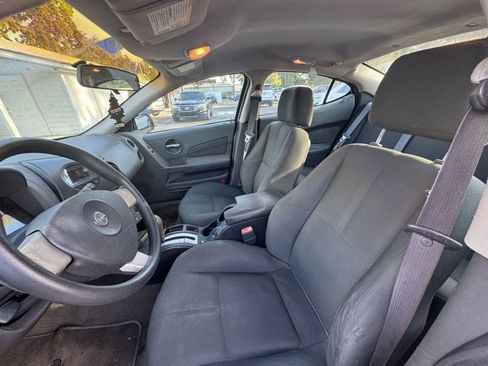 Used 2004 Pontiac Grand Prix GT w/ Drivers Package image 20